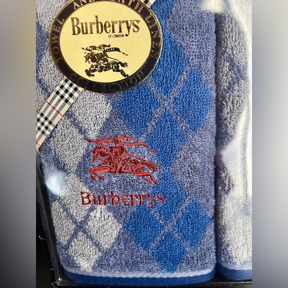 Burberry 3Pc Argyle/Cavaliers Towel Set NIB Blues/gray 2 hand towels/1 washcloth - Picture 2 of 9